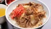 中国の牛肉輸入再開で牛丼500円が限界に？米国産価格急騰の背景
