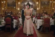 クラピッシュ監督『モネと時間旅行』新場面写真5点公開、ベル・エポックの華やかさ