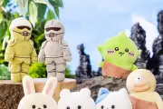 『映画ちいかわ』公開日にちいかわパーク新グッズ「ミニマスコットキーリング」7種登場