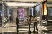 中国、EV用スーパー充電バッテリー開発 15分でフル充電