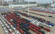 中国、米国産LNG関税引き上げで交渉カード強化か