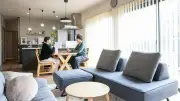 30代夫妻のこだわり平屋、施工費2367万円・83平米・天井高3.5mの開放感