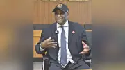 クロマティさん、20年ぶり札幌訪問「スポーツと娯楽で街を盛り上げたい」