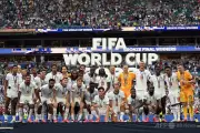 イングランドがフランスを6-4で下しW杯3位、サカがハットトリック達成