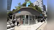 ファミマ初旗艦店が麻布台に開業、アパレル充実や試着室設置で差別化