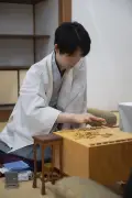 藤井聡太棋聖が棋聖戦3連勝で7連覇達成、服部七段に87手で快勝