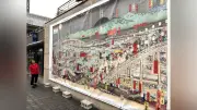 天神祭の錦絵が巨大横断幕に、水都大阪の歴史を体感