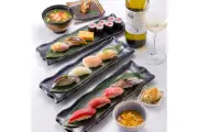 銀座シックスに夏限定「WINE PAIRING OMAKASE SET」登場、天然本まぐろとワインのペアリング