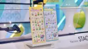 『おはよう朝日です』ボンボンドロップシール発売、おきたくん＆めざめちゃんが立体シールに