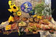 牛角「夏祭り」フェアで屋台グルメを満喫！牛カルビコッペや炙りたこ焼きなど