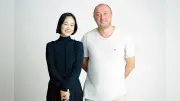 黒木華主演「ＮＯＲＡ」スマホで会話投影、クリャービンが大胆演出