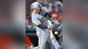 阪神・森下、自己最多24号！理想のセンター返しで中堅へ3本目弾