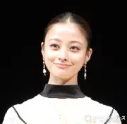 橋本環奈、山崎賢人の人柄を絶賛「やっぱり信に似ている」 自身の人生と『キングダム』重ねる