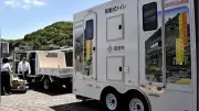 令和8年熊本地震の被災地・宇城市に、今年3月導入の災害用トイレトレーラーと職員4人を山口県防府市が派遣