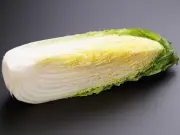 カット白菜を長持ちさせる方法：内側の葉から使うのがコツ