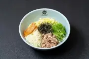 壱角家×油そば総本店ハイブリッド店舗が70店突破、記念キャンペーンで油そば750円