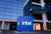 米Intel、15年ぶりの高増収率 AI需要が牽引、4-6月期売上高25%増