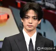 岩瀬洋志、鈴木亮平の優しさにメロメロ「大好きになりました」ものまねでエピソード披露