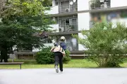 日本政府、AI基本法制定へ 年内にも法案提出、規制と活用の両立目指す