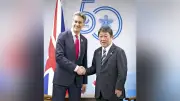 日英外相が初会談、安保協力で一致 イラン情勢巡る連携も確認