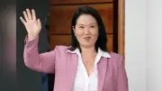 ケイコ・フジモリ氏がペルー大統領就任、秩序回復と融和訴え