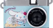 レトロなエモい写真が撮れる！サンリオ柄のデジタルトイカメラ「ケンコー」が5853円