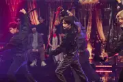 中島健人、主題歌「愛してTonight」圧巻パフォーマンス 入場者特典第2弾は別アングル映像