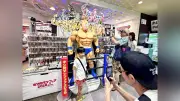 福山SAでキン肉マングッズ400種販売、ロビンマスクレプリカも登場