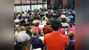 熊本市、県営球場誘致へ川尻住民に説明会 約100人が出席