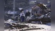 東京都内で震度5強、津波被害なし 交通機関に乱れ