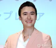 マリウス葉、初映画PRで緊張「僕でいいんですか？」独映画『白パンと独裁者』