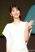 浜辺美波、ジュエリー購入時に「自分との約束」交わす 2度目の受賞で初ランウェイ