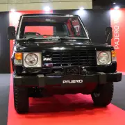 三菱自動車、名車「パジェロ」復活へ 2026年秋公開、シリーズ展開でブランド強化