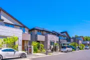 住宅ローン変動金利から固定金利へ？金利上昇局面での選択肢を専門家が解説