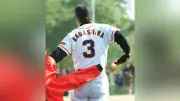 長嶋茂雄監督が愛媛・坊っちゃんスタジアムで深々お辞儀、裏方スタッフへの敬意を示す【ミスター秘話】