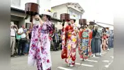 南会津で「七行器行列」、華やか花嫁練り歩く 800年の伝統