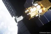 NASA、高度低下のスウィフト宇宙望遠鏡救出へ ロボットアームで軌道引き上げ