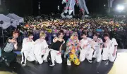 NCT WISH、DJ KOOの前で「BOY MEETS GIRL」初披露 日本オリジナル両A面シングル記念イベント