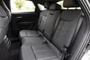 新型アウディQ3シリーズ試乗：デジタル技術満載のコンパクトSUV、後席改善や買い得感が光る