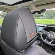日産新型キックス最上級Gグレードの快適装備を徹底解説！64万円の価格差に見合う価値とは
