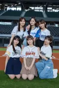 乃木坂野球部、新ユニフォーム姿でBBQ！B.L.T.表紙に6人登場