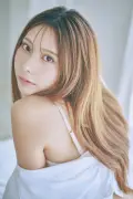 “日本一美しいDJ”NOMA、初グラビアで水着挑戦 170cm長身スタイル披露