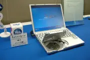 レッツノート復活プロジェクト、1kg未満の軽さと6時間駆動でビジネスモバイルを再定義