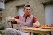 パンツェッタ・ジローラモ、映画初主演『TAVERNA DE GAGA』9月公開決定