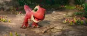 『パウ・パトロール ザ・ダイノ・ムービー』マーシャルと赤ちゃん恐竜ルバーブが初対面、本編映像解禁