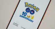 「ポケモンGO」起動画面からNianticロゴ消滅、10周年記念に変更 Scopely Exploreに