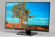 フルHDより広く4Kより見やすい！31.5型WQHDディスプレイ「ProLite XUB3297QSNP-B1J」