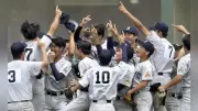 立命館宇治が鳥羽に10-3で快勝、3年ぶり5度目の優勝を果たす 終盤に3年生が適時打連発 7点奪取！