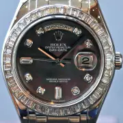 高級腕時計 ロレックス デイデイト Ref.18956BR プラチナとバゲットダイヤのパールマスター