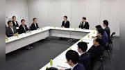 与党「減税」野党「給付」で溝、国民会議で首相の政治決断見方強まる
